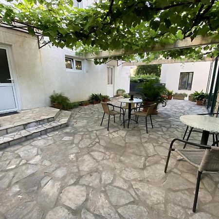 Guesthouse Tri Palme Bečići Exteriér fotografie
