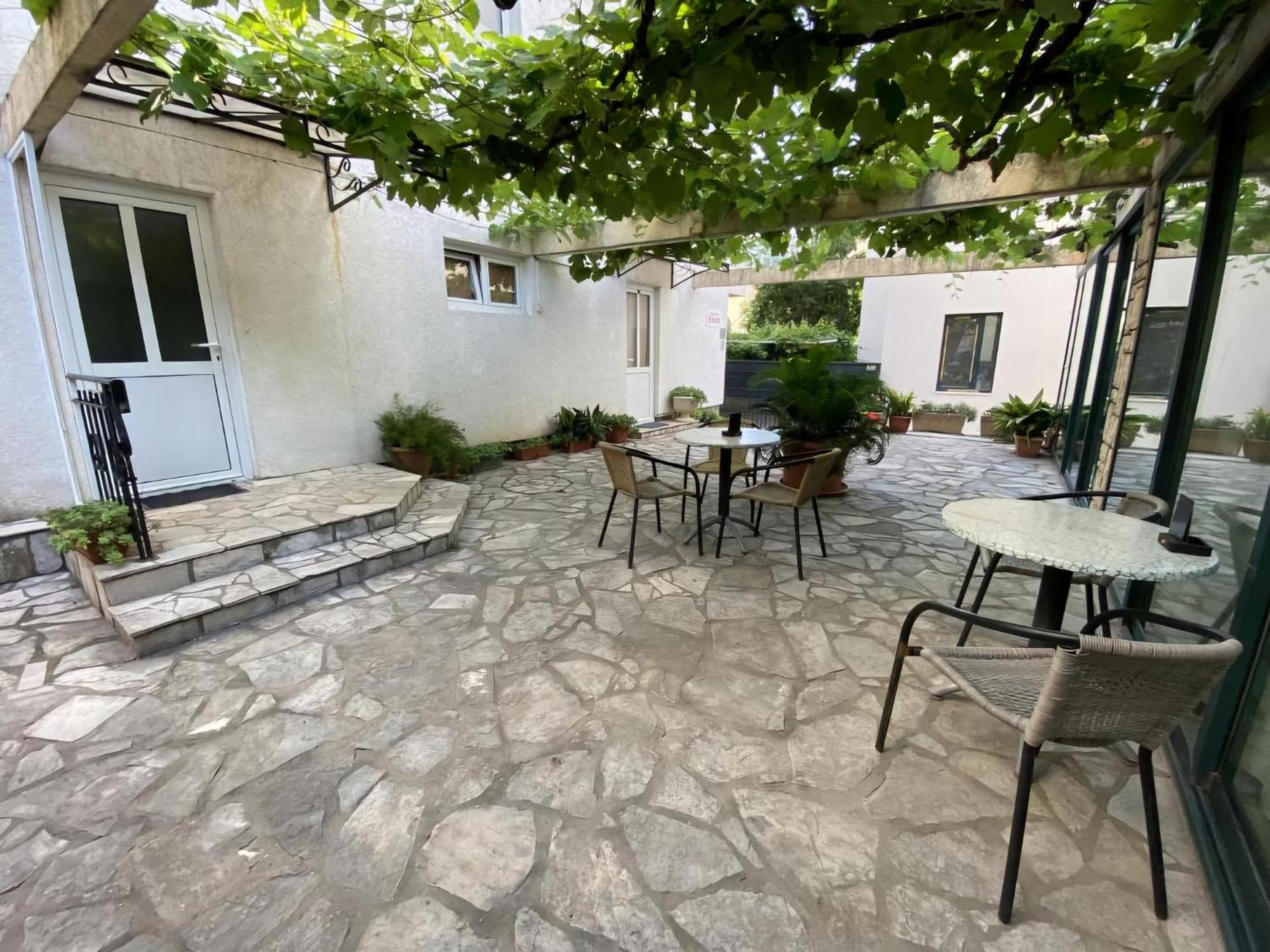 Guesthouse Tri Palme Bečići Exteriér fotografie